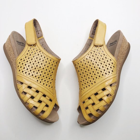 earth pisa galli sandals